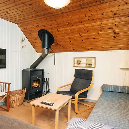 בית נופש 6 Person In *