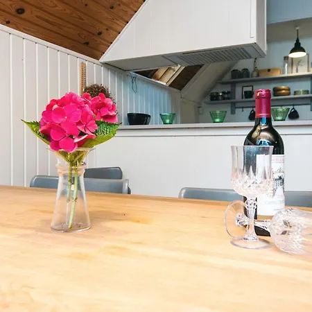 6 Person In בית נופש *